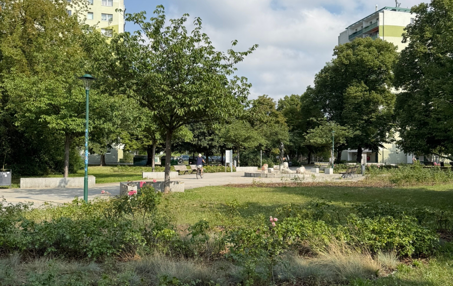Foto: Blick in den Stadtpark Foto: Blick in den Stadtpark
