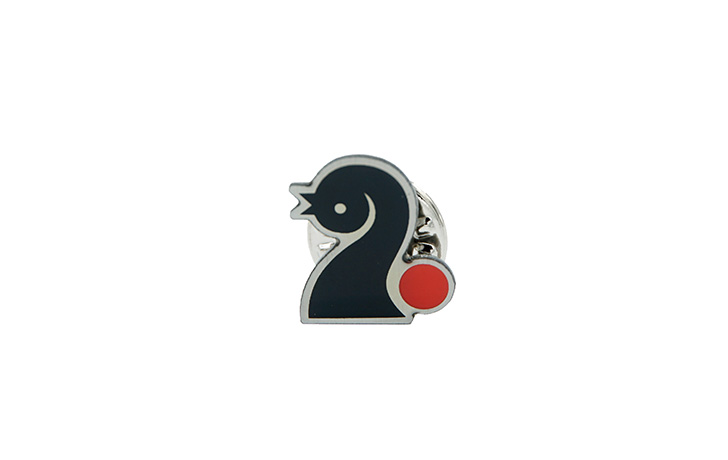 Foto: Pin MKS Merch vorne