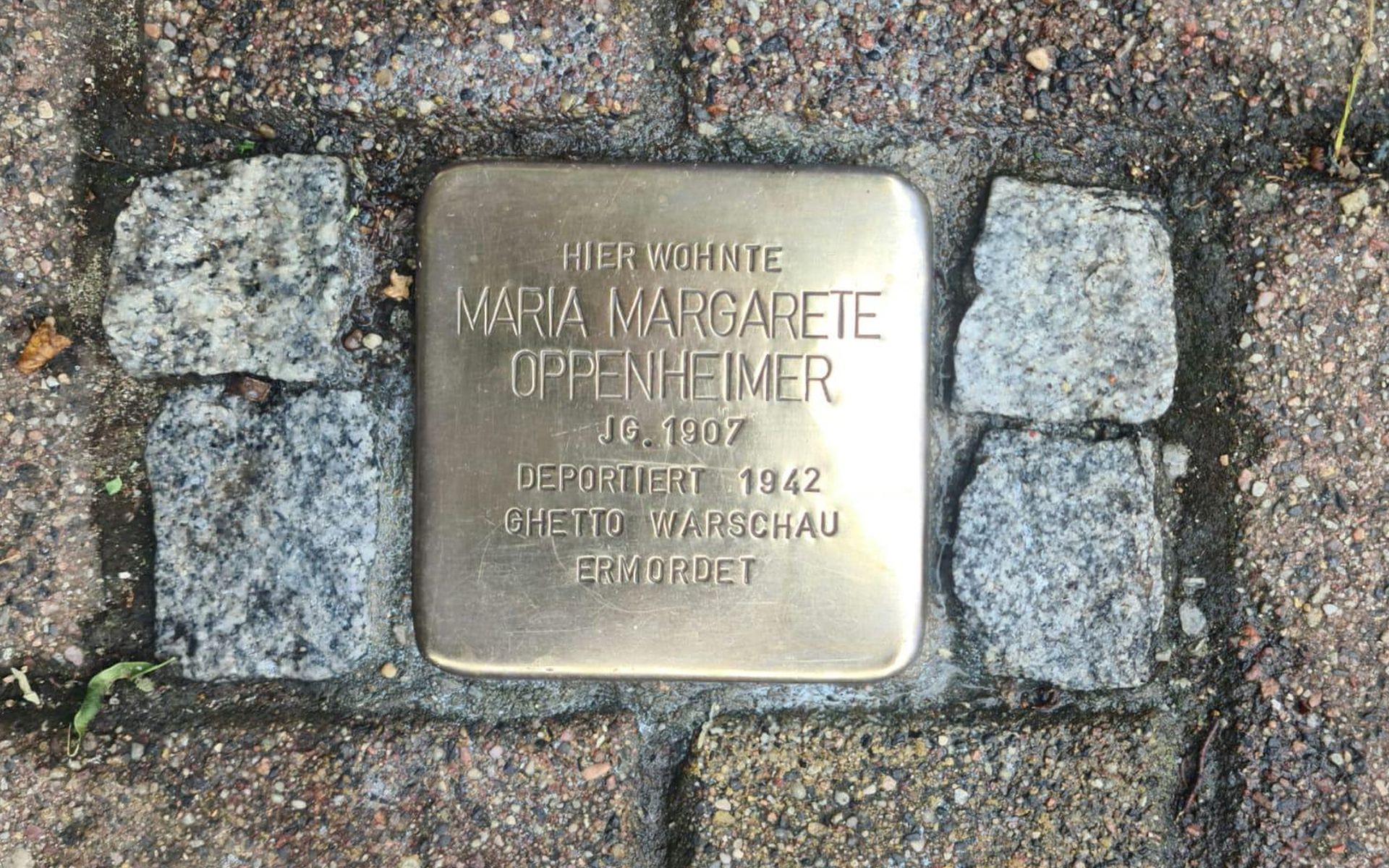 Foto: Stolperstein von Oppenheimer Foto: Stolperstein von Oppenheimer