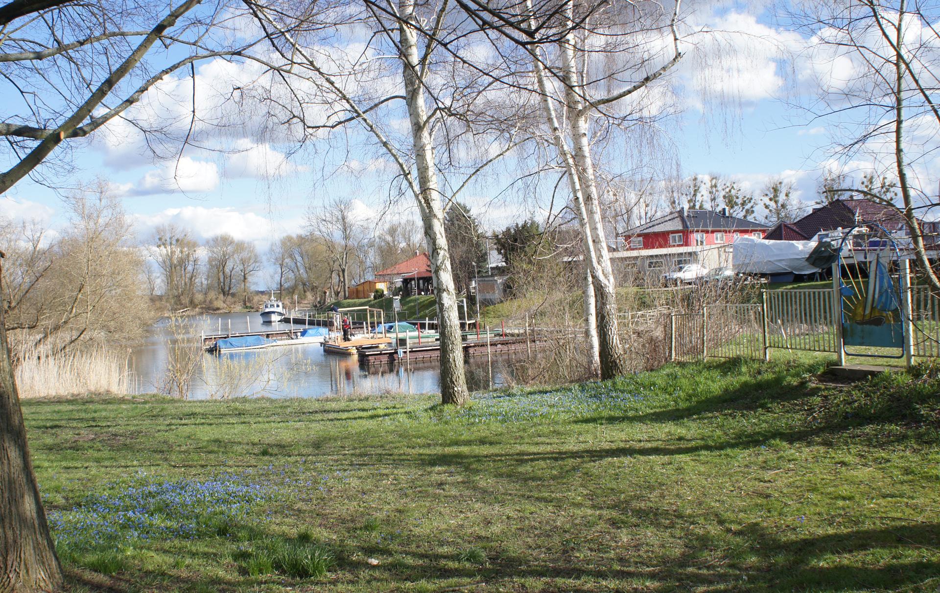 Foto: Blick auf den kleinen Hafen