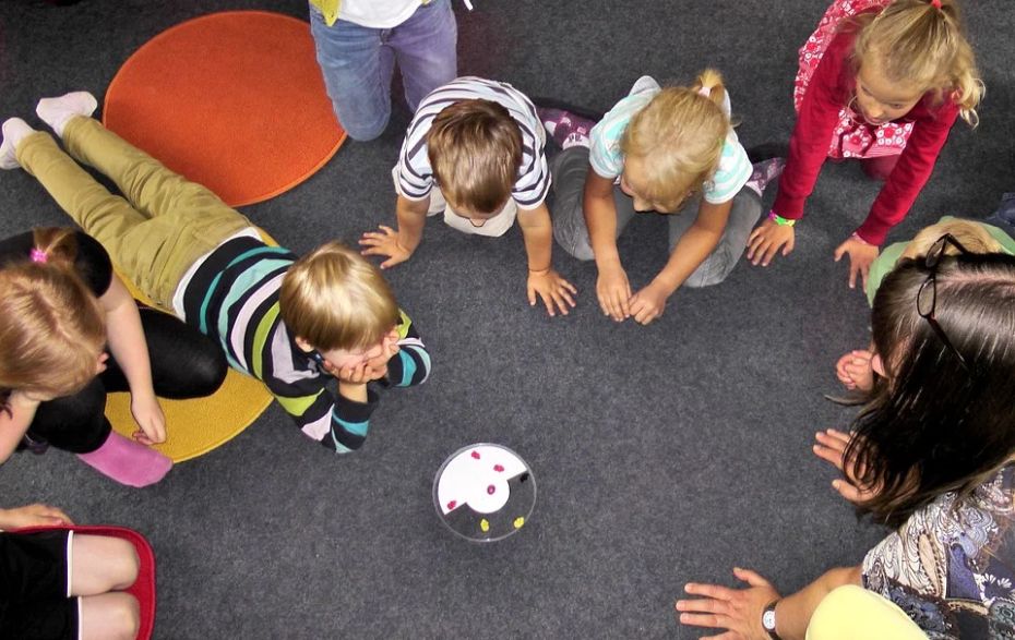 Foto: Kindergruppe (pixabay) Foto: Kindergruppe (pixabay)
