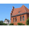 Foto vom 6. Juni 2013: Blick in den blauen Himmel und auf die Dächer von Amtsgericht und Stadtmühle Foto vom 6. Juni 2013: Blick in den blauen Himmel und auf die Dächer von Amtsgericht und Stadtmühle