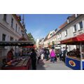 Foto: Besucher in der Vierradener Straße Foto: Besucher in der Vierradener Straße